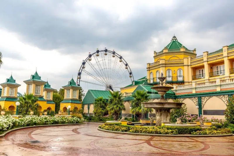 The golden reef city of Johannesburg , South Africa.